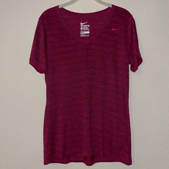 LIKE NEW ▪️ Nike Dry Fit TShirt - Picture 1 of 2